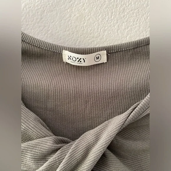 Sozy Deya Dress - Picture 5 of 6